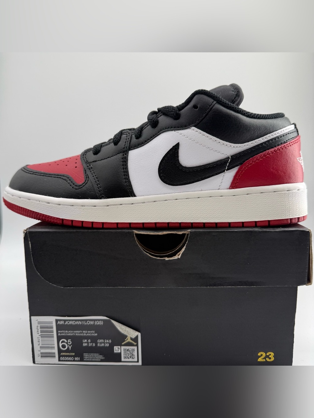 Air Jordan 1 Low Bred Toe 2.0 6.5Y Women’s 8 New With Box